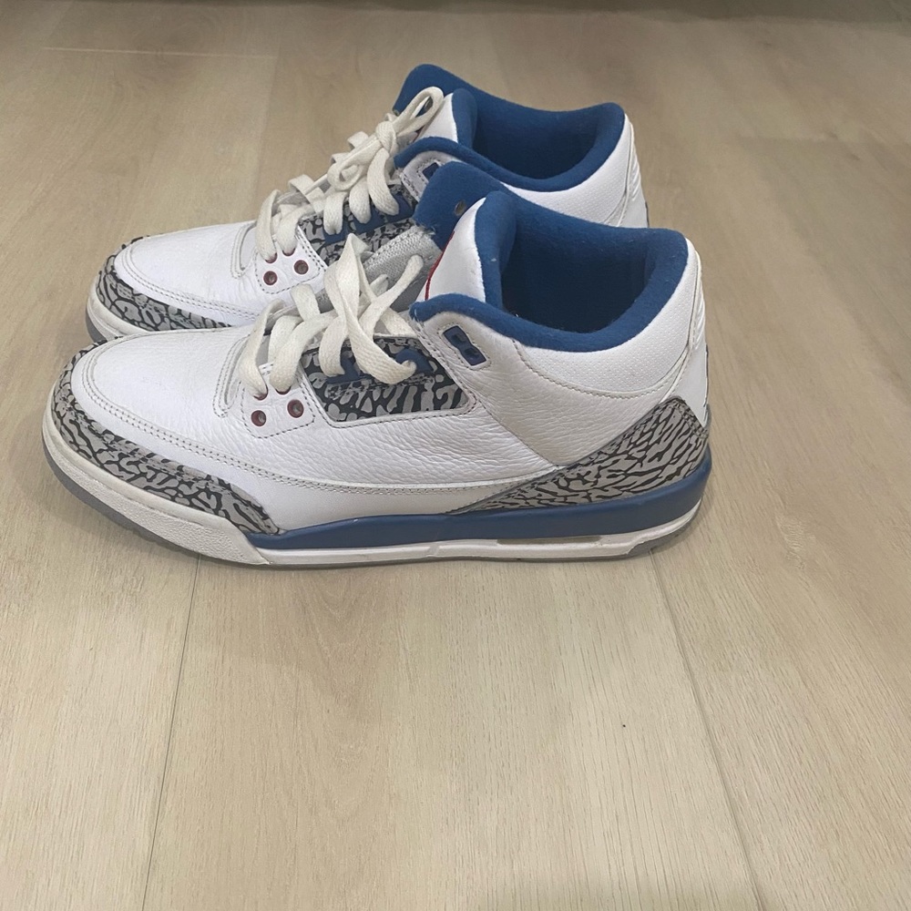Air Jordan 3 Retro “True Blue” Grade School Size 6.5